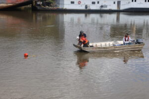 Participants Executing Mid Stream Anchoring Techniques 