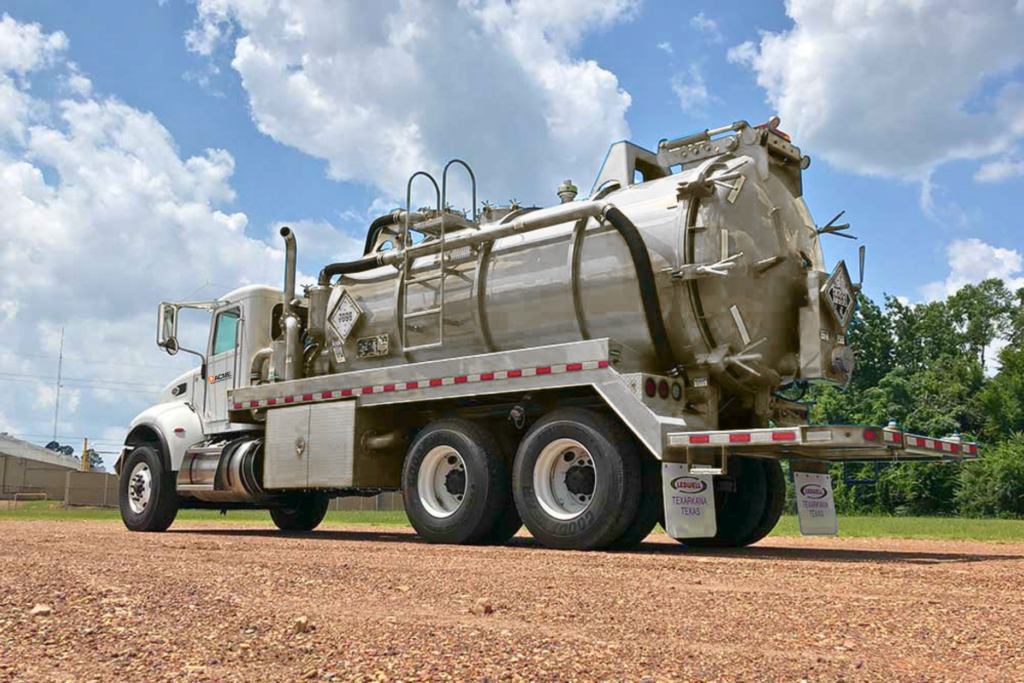 A picture of the full-opening rear end door on ACME Environmental's vacuum truck