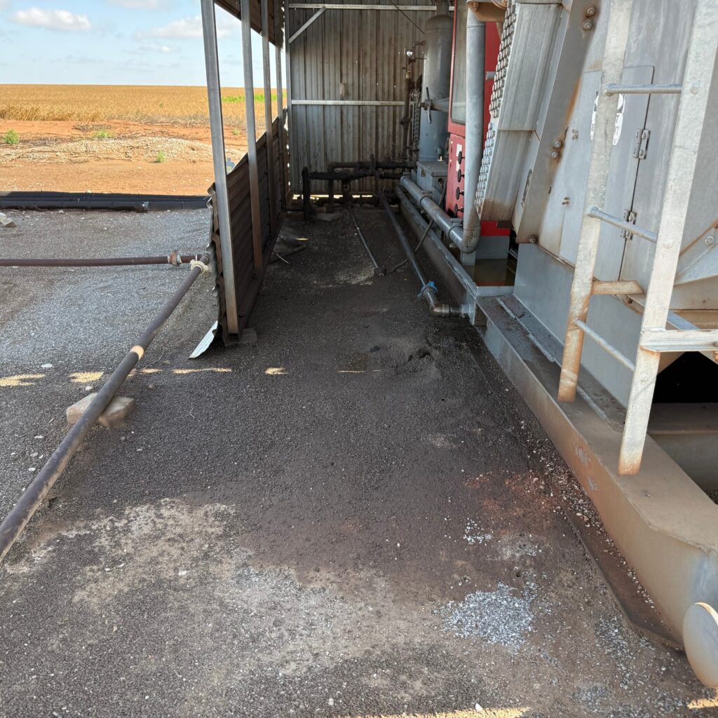 Oil Spill Cleanup, Oil Spill Removal, Well Maintenance, Well Site Cleanup, Soil Remediation, Well Remediation, OSRO, Oil Spill Removal Organization, Spill Response, Oil Spill Response, Well Services, Well Site Service, Oil Well Clean Up, Oil Well Remediation