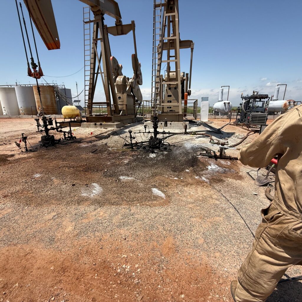 Oil Spill Cleanup, Oil Spill Removal, Well Maintenance, Well Site Cleanup, Soil Remediation, Well Remediation, OSRO, Oil Spill Removal Organization, Spill Response, Oil Spill Response, Well Services, Well Site Service, Oil Well Clean Up, Oil Well Remediation